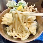 まる博