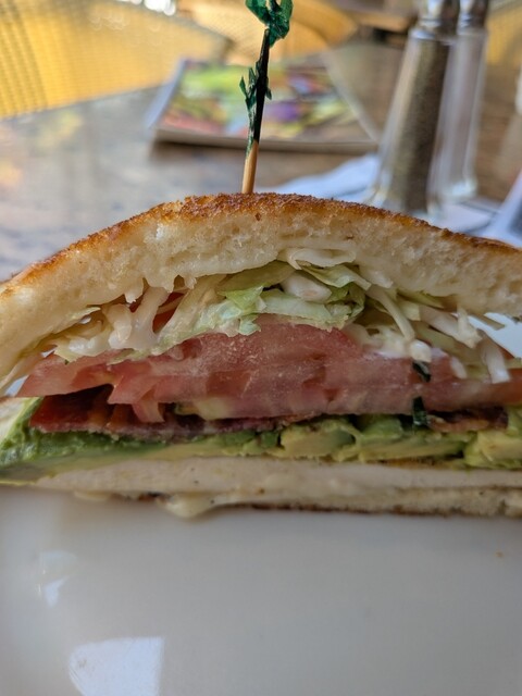 The Cheesecake Factory Honolulu （チーズケーキファクトリー