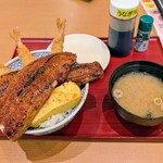 海老どて食堂 - 「極丼(大関)」のセット