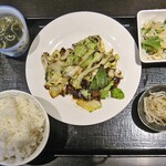 麺飯食堂 中華 いがらし - 料理写真:ホイコーロー定食（ご飯大盛り）