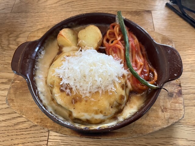 ハンバーグ君 君のハンバーグを食べたい 相模原店のご予約 - 淵野辺/ハンバーグ