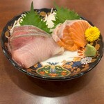 生ビール199円とおでん500円食べ放題 のれん - 