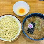 中華そば なりたや - 料理写真: