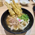 資さんうどん - 料理写真:かしわごぼ天うどん