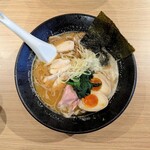 麺匠 一鶏 - 料理写真:上白湯醤油980円（クーポンで＋味玉）