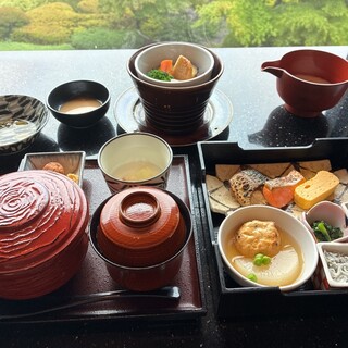 日本料理 箱根 華暦_1