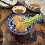 廣東餃子房 - 胡麻団子