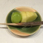 柳家錦 - 食後のデザートはマスカットとメロンでした