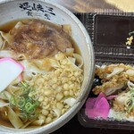 愛岐三食堂 - 妻の注文したきしめん