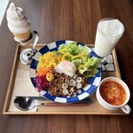 お好きなカレーとソフトクリームセット