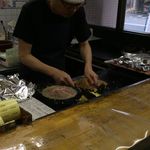 Harashina - お好み焼き焼き上げ中