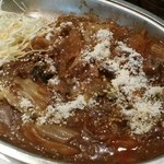 蜂の子 - 粉チーズかけたレバ野菜