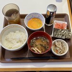 すき家 - 料理写真:たまかけ朝食ミニ300円
