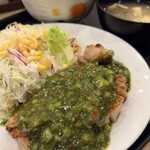 松屋 - 料理写真:チミチュリソース厚切りポークグリル定食(期間限定)
