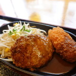 焼肉さかり - コンボA　ハンバーグ＆カニコロ　980円
