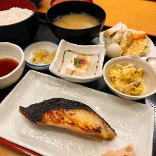 おさかな食堂_0