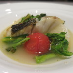 天草産の天然スズキを使ったスープ仕立て