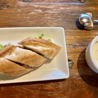 cafe restaurant clover_2
