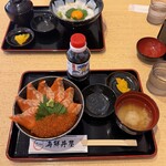 釣りよかでしょう。×ますよね 海鮮丼屋 - 