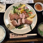 五味五感ちきんらいす - 料理写真: