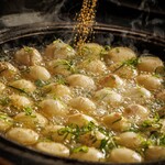 da pai dang 105 - 焼小籠包　焼き最中