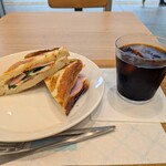 COCONCA MAISON by 藤い屋 - ハムチーズとアイスコーヒー
