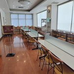 ホテルエコノ - 朝食ビュッフェをこちらで頂きます