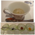 Defi Joruju Maruso - ◆菊芋のスープ・・優しい味わい。最近「菊芋」を出すお店が多いような・・
                下は「塩」「柚子胡椒」などの調味料。お料理に好みで使用します。