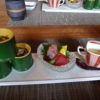 鉄板焼 みたき 桜坂 - 共通・・旬菜3種、お造り、フォアグラ茶碗蒸し。