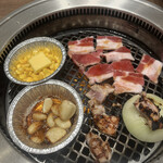 牛角 食べ放題専門店 - 