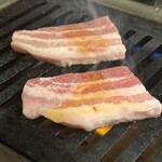 お肉一枚売りの焼肉店 焼肉とどろき - サムギョプサル