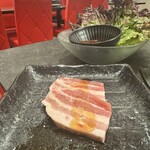 お肉一枚売りの焼肉店 焼肉とどろき - サムギョプサル
