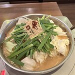 博多名物 もつ鍋 笑楽 - 