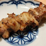 鳥ぶら - 料理写真:塩焼鳥220円(税別)