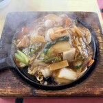 さいらい亭 - 料理写真:五目鉄板焼きそば