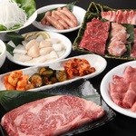 Yakiniku Sugimoto - 3,500円コースお一人3,500円写真は4人分