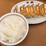 香蘭 - 料理写真:「焼餃子」390円税込み♫、「ライス」250円税込み♫