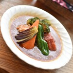 スープカレー カムイ - チキン野菜カレー（１，６９０円）２０２６年６月