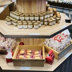 あら、りんご。 - 店内