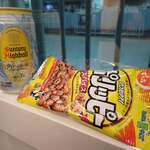 セブンイレブン - ドリンク写真:サントリー 角ハイボール 350㎖ でん六 ポリッピー スパイス
