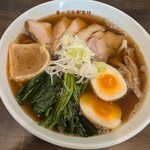 ラーメンビヨリ - 料理写真:しょうゆラーメン＋特製トッピング