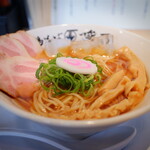 鶏そば唆る - 