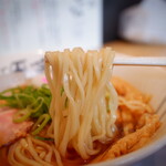 鶏そば唆る - 