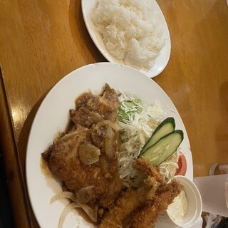 自由亭_0