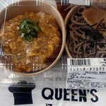 クイーンズ伊勢丹 - 料理写真:ヒレカツ丼・そばセット