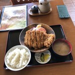 ドライブイン田村 - とんかつ定食　1,400円