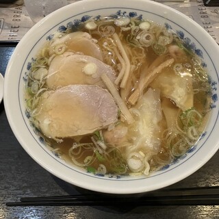 新華園本店 - 料理写真: