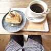 ギャラリーカフェ ドゥードゥル - バスクチーズケーキとブレンドコーヒー