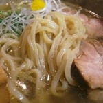 山崎麺二郎 - この麺！平打ちナイス！