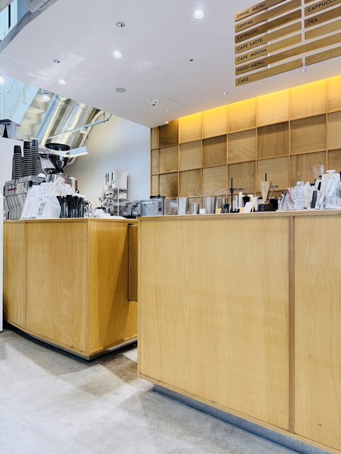 ISLAND STONE COFFEE ROASTERS 宮みらい店 （アイランド ストーン